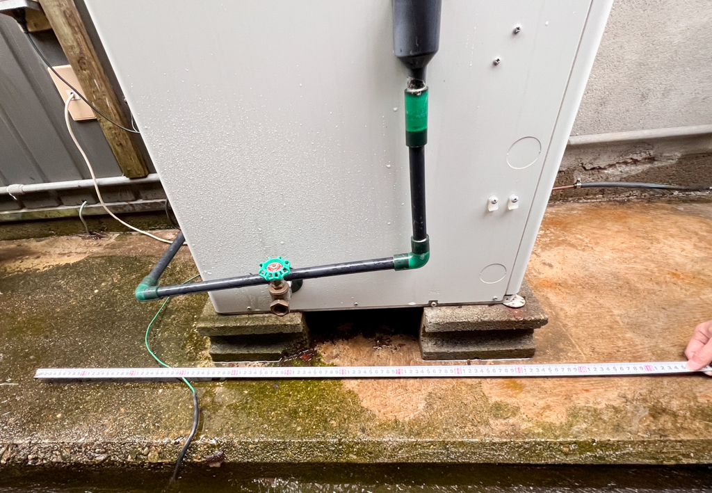 ボイラー（給湯器）雪囲い　必要寸法