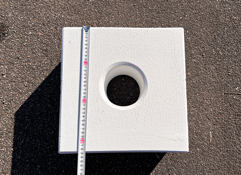 メガネ石　縦３３センチ