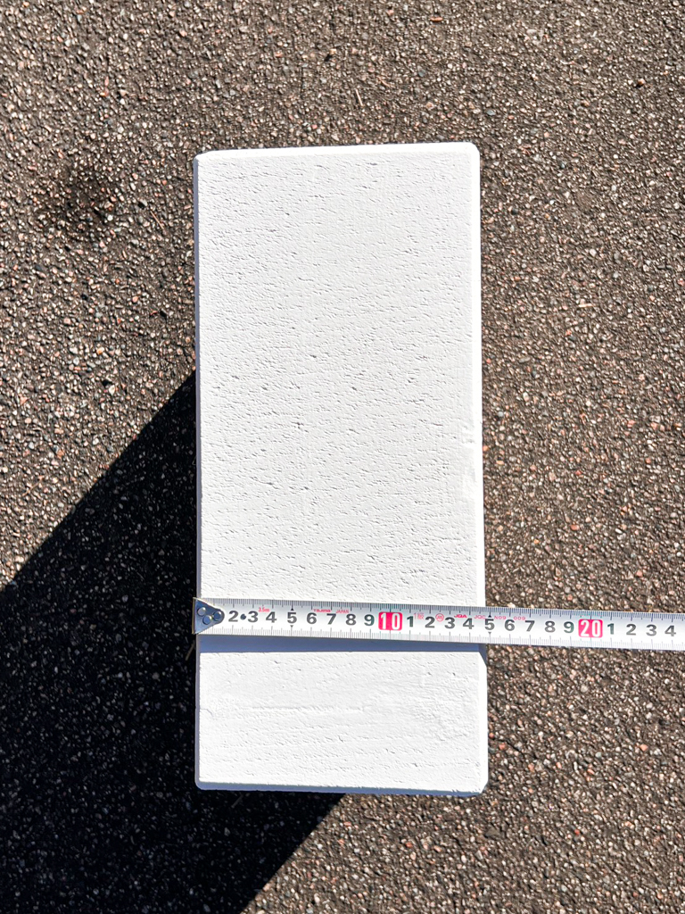 メガネ石　厚み１５センチ